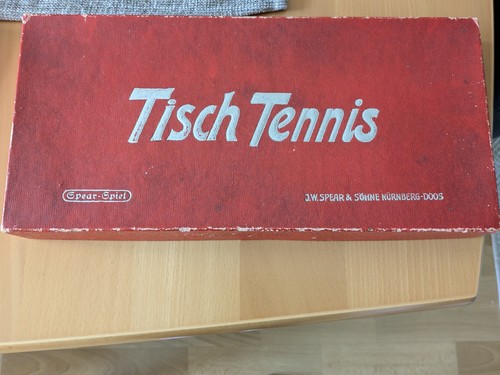 Tischtennes spiel spear - tischtennes,